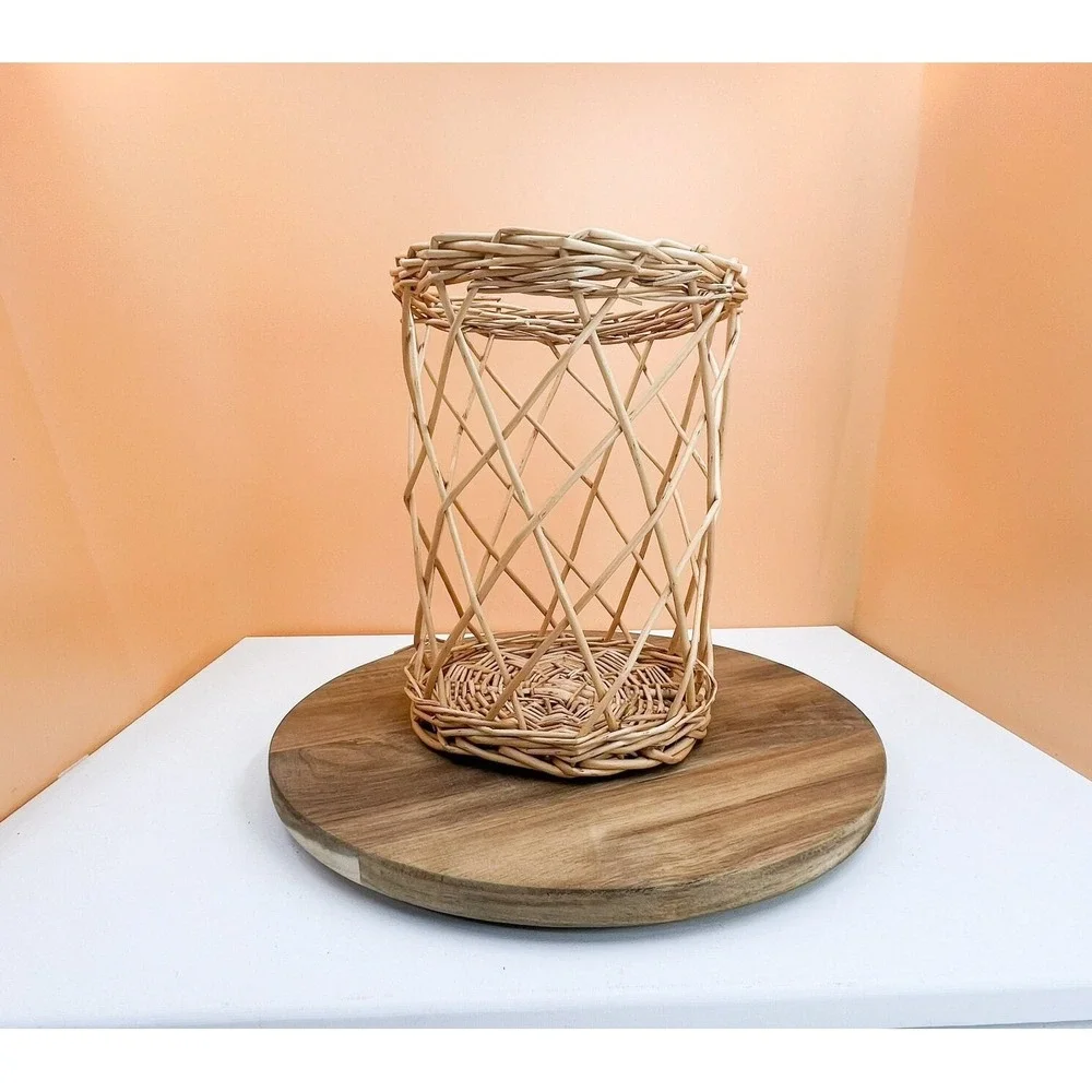 Vintage Wicker Hurricane Vase: Rustic Shelf Decor‎